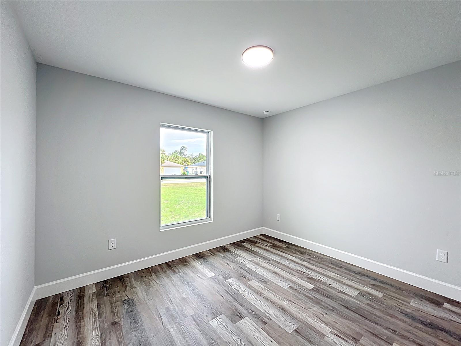 527 MARION OAKS MNR