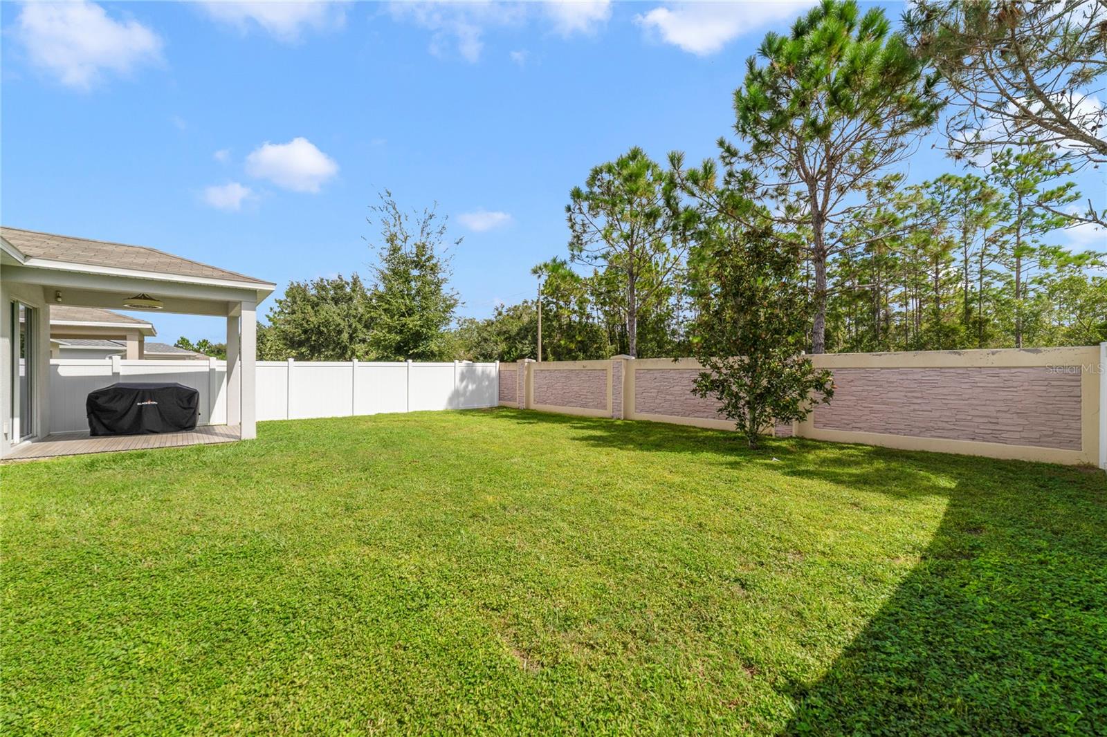 2831 MOSSHIRE CIR