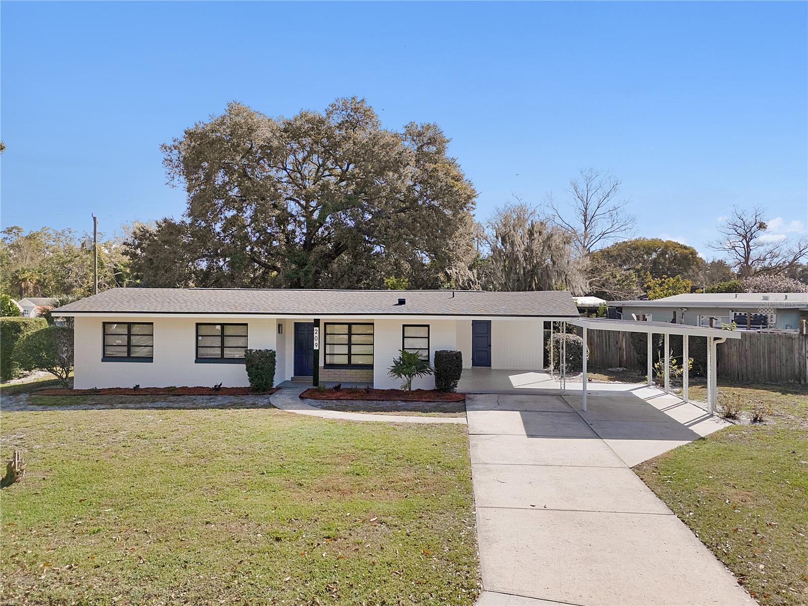 209 SATSUMA DR