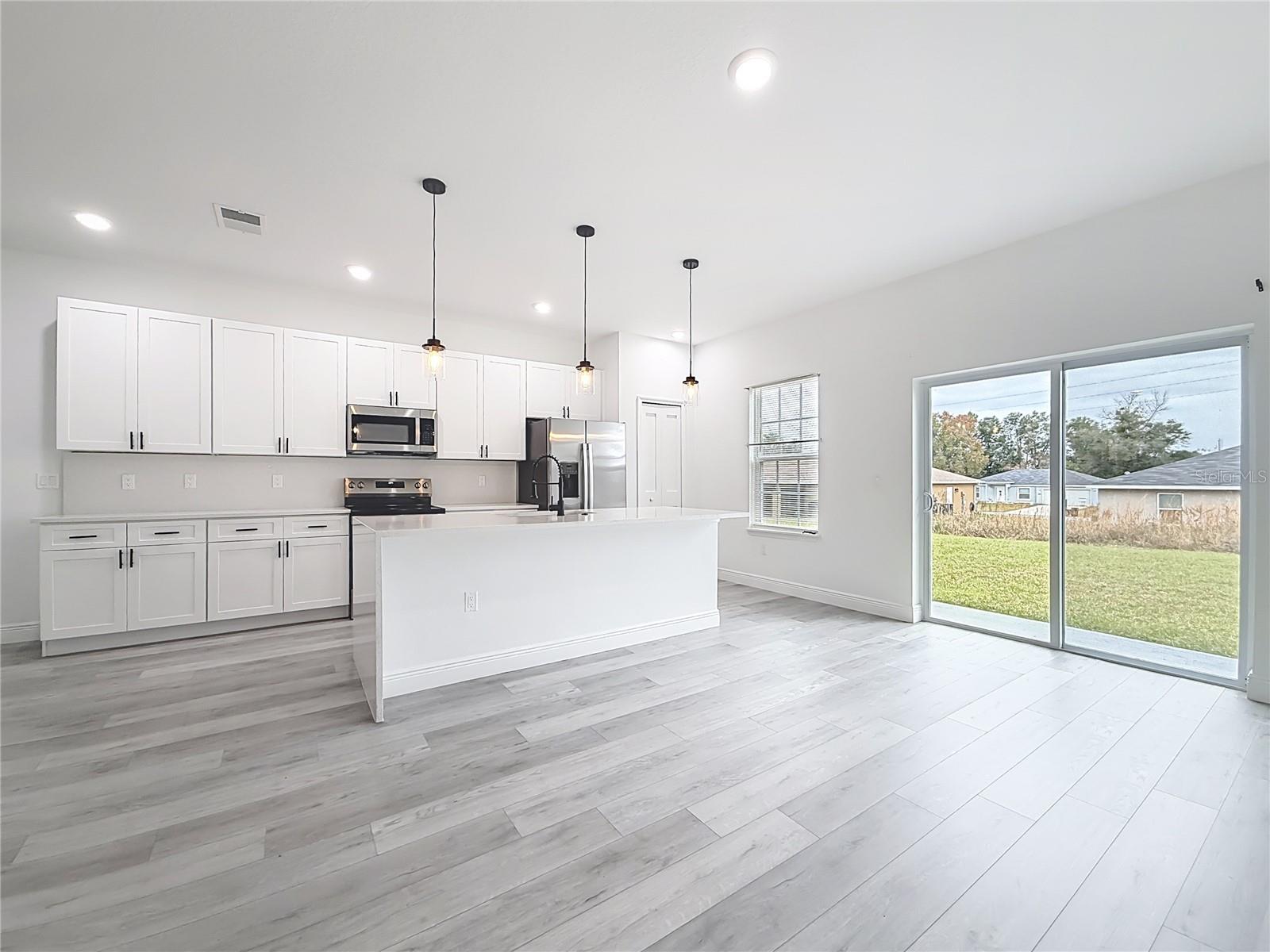 328 MARION OAKS CRSE