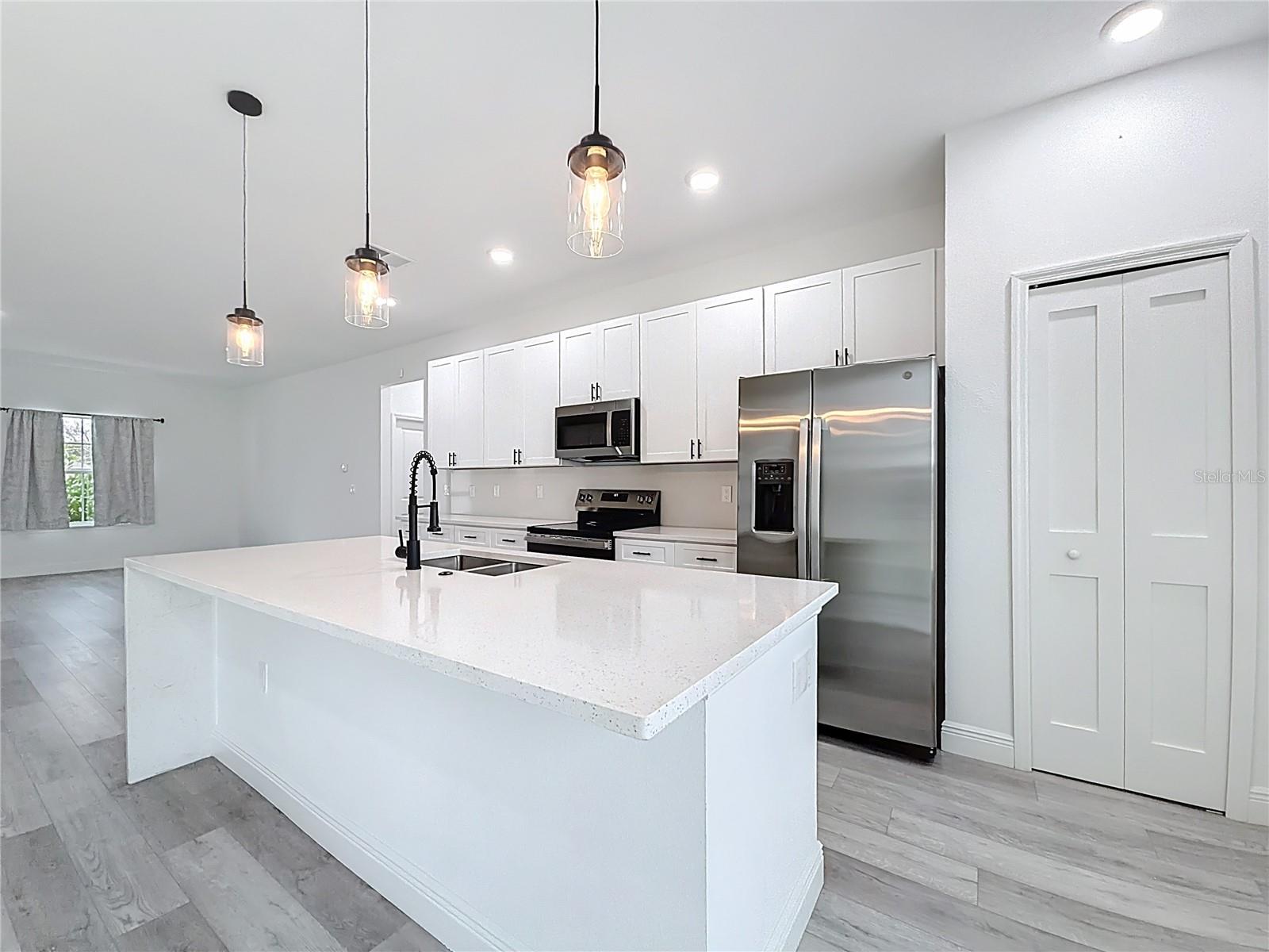 328 MARION OAKS CRSE