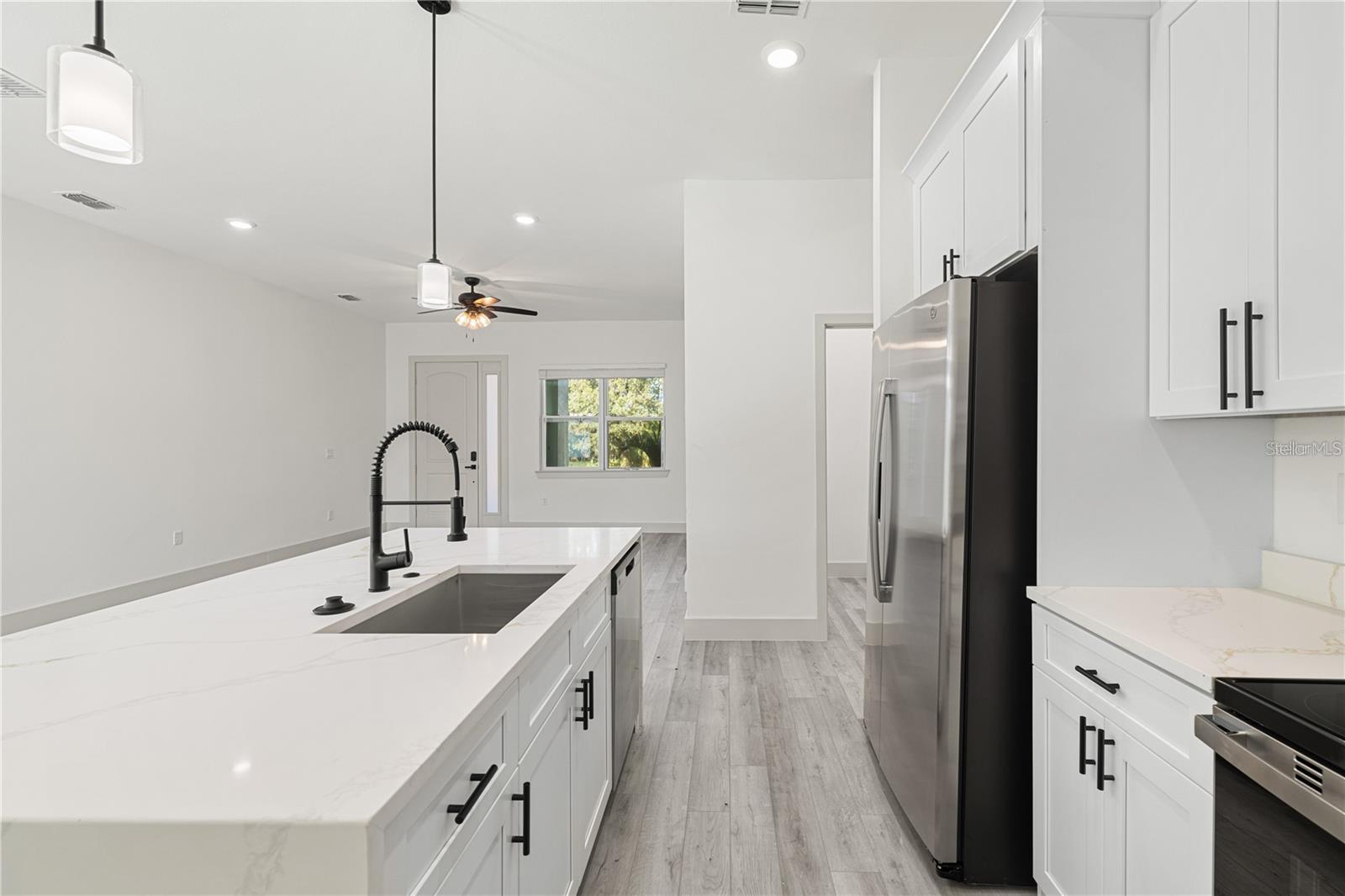 15467 HILLSBOROUGH BLVD