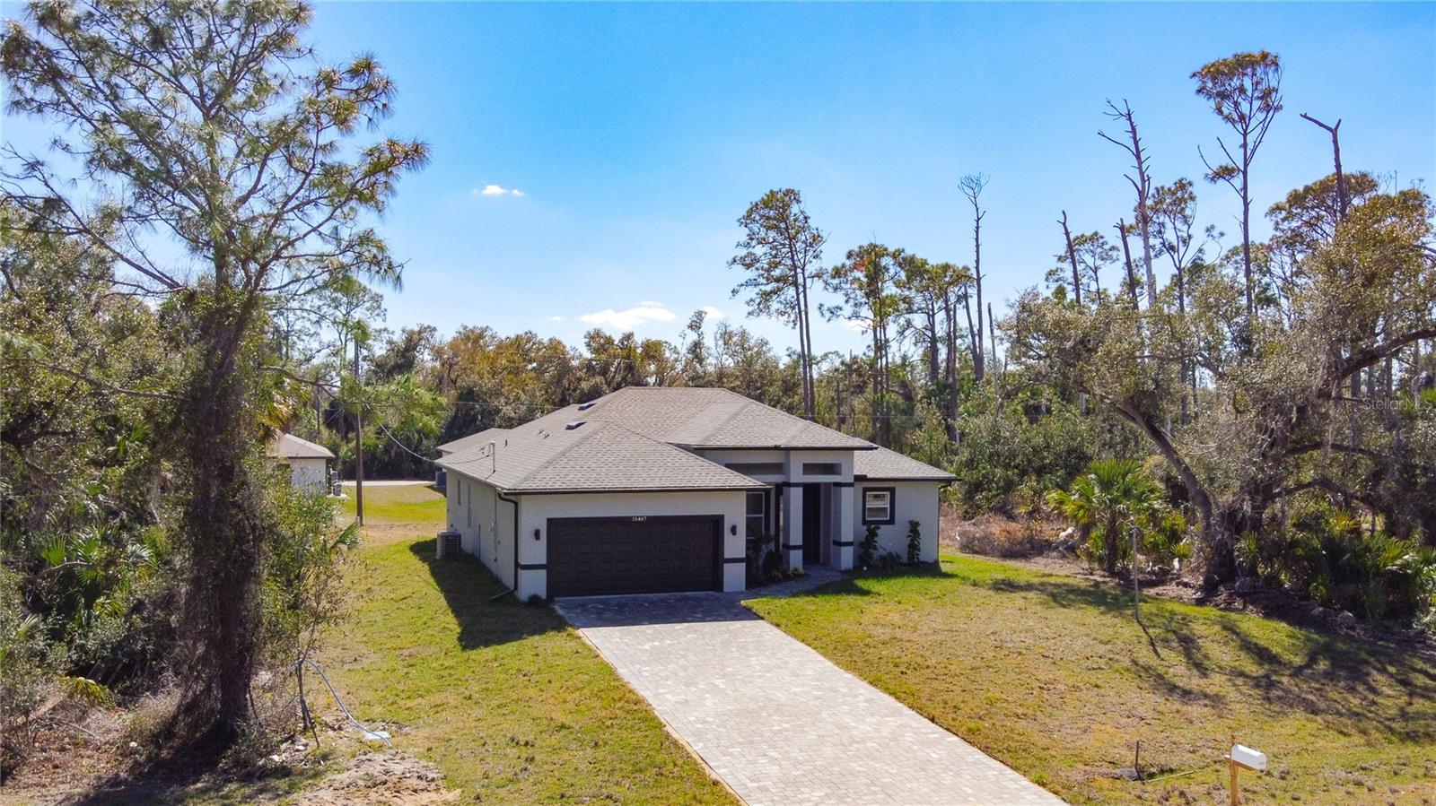 15467 HILLSBOROUGH BLVD