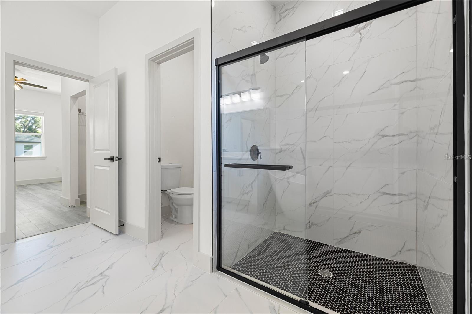 15467 HILLSBOROUGH BLVD