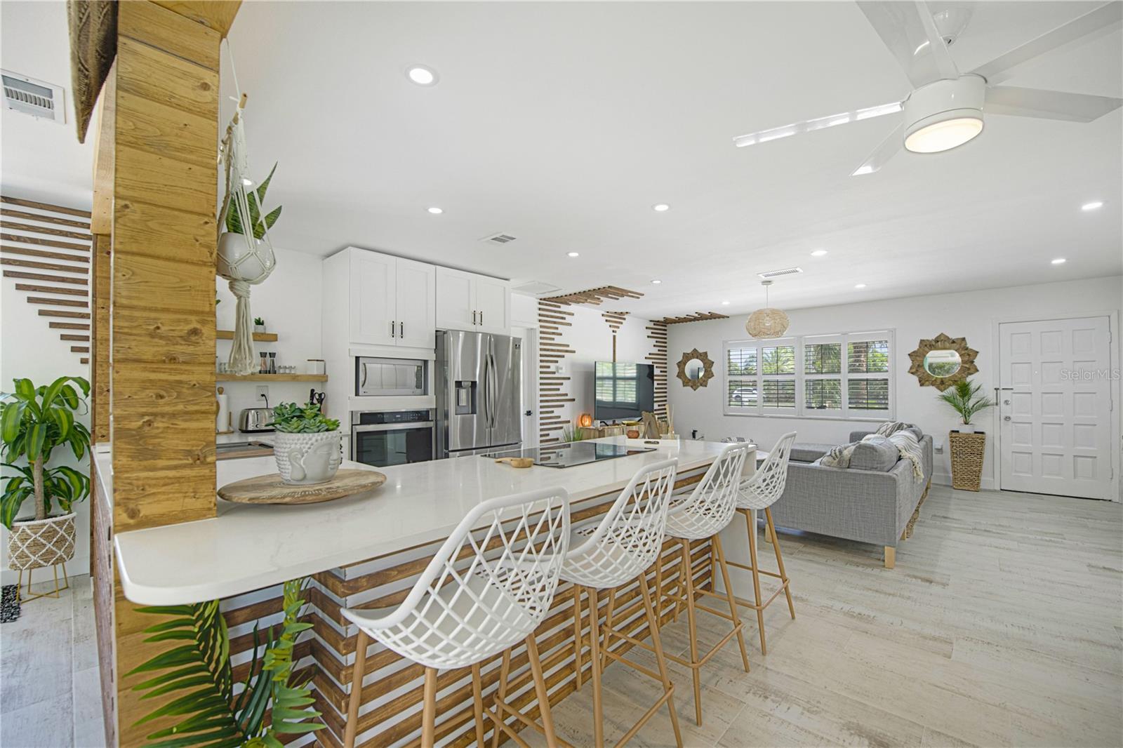 2436 CONSTITUTION BLVD