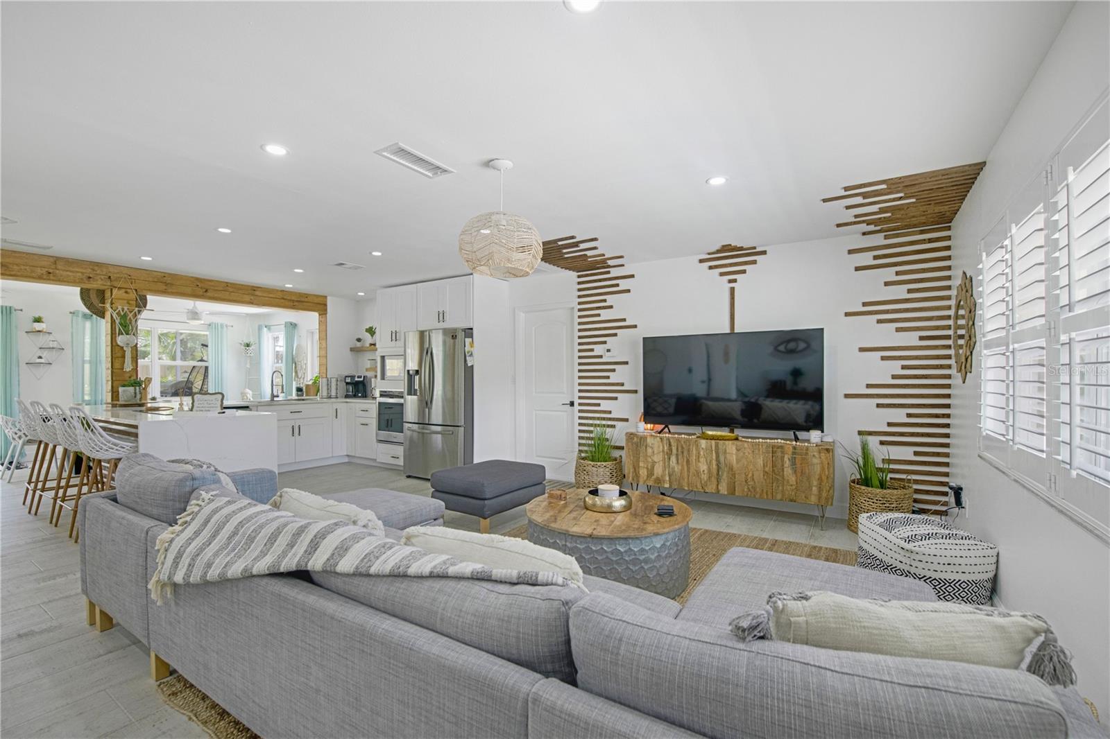 2436 CONSTITUTION BLVD