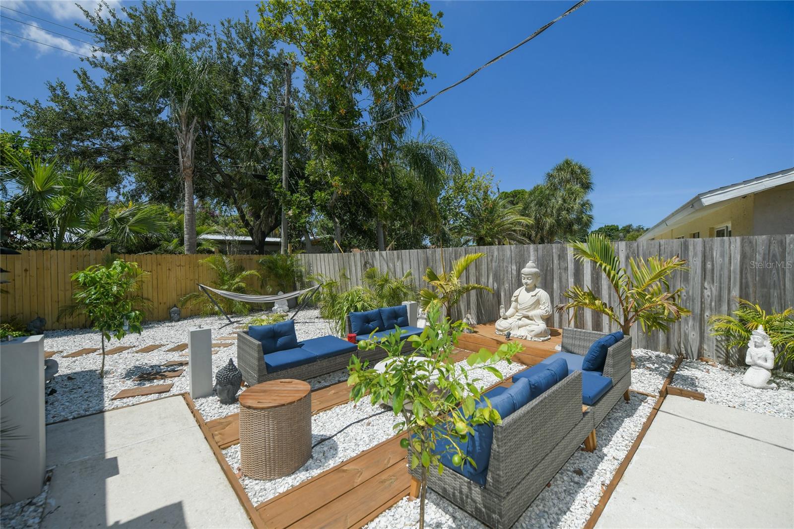 2436 CONSTITUTION BLVD