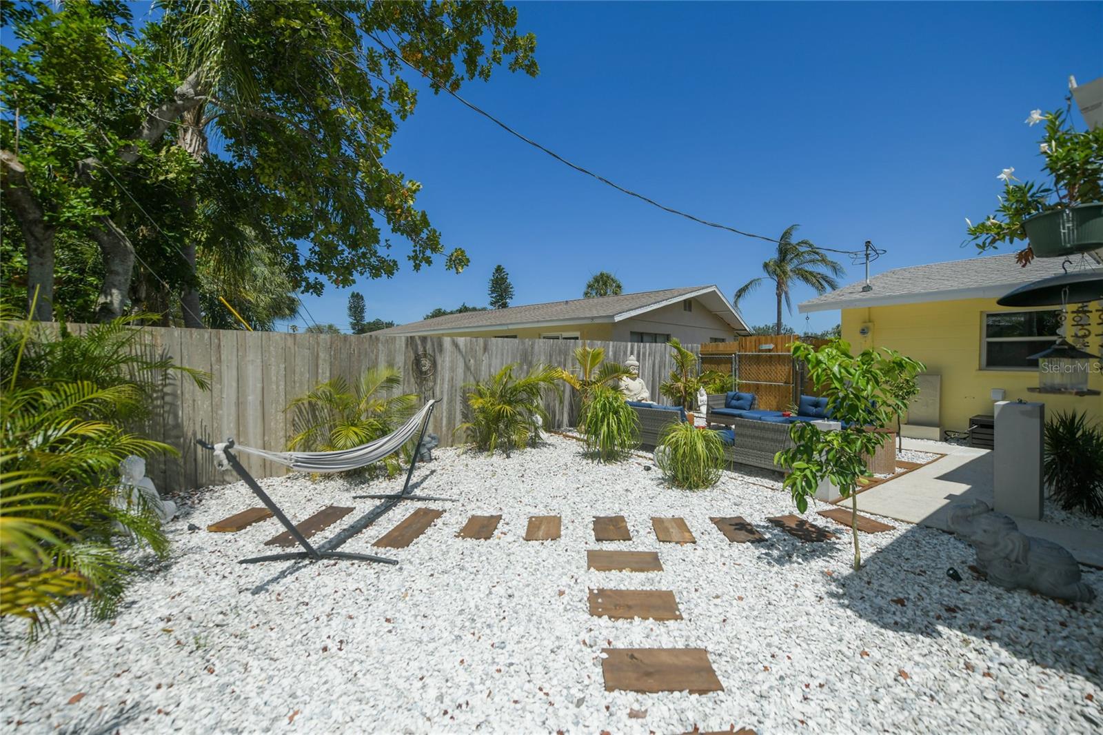 2436 CONSTITUTION BLVD