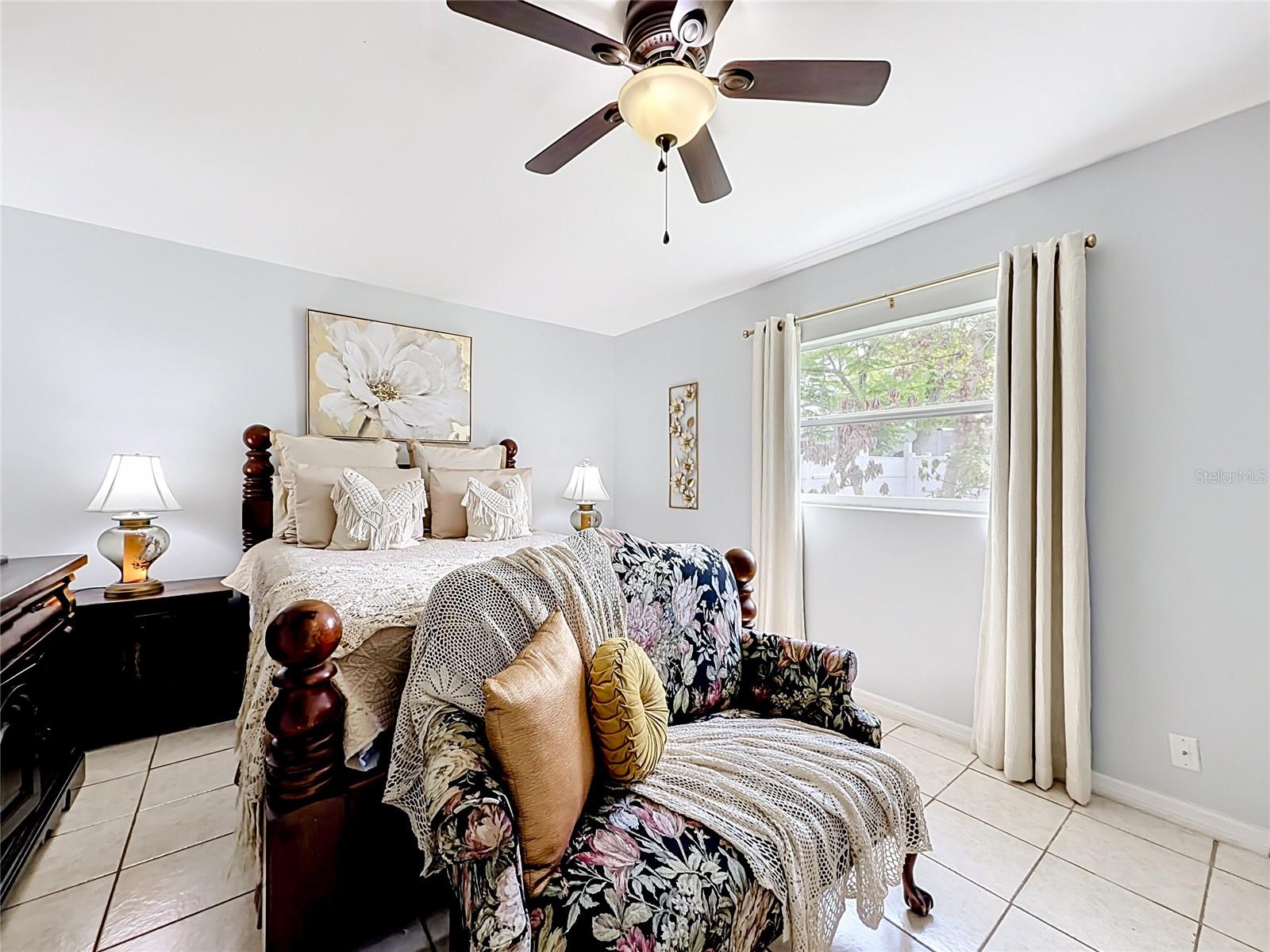 2705 ARC DR
