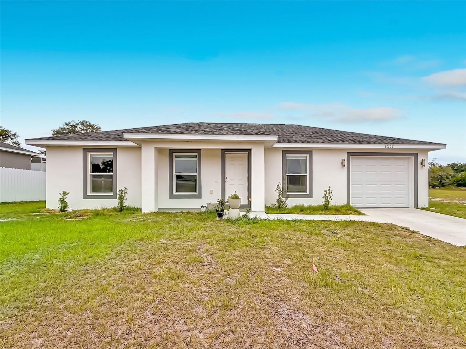 13793 SW 100 LN