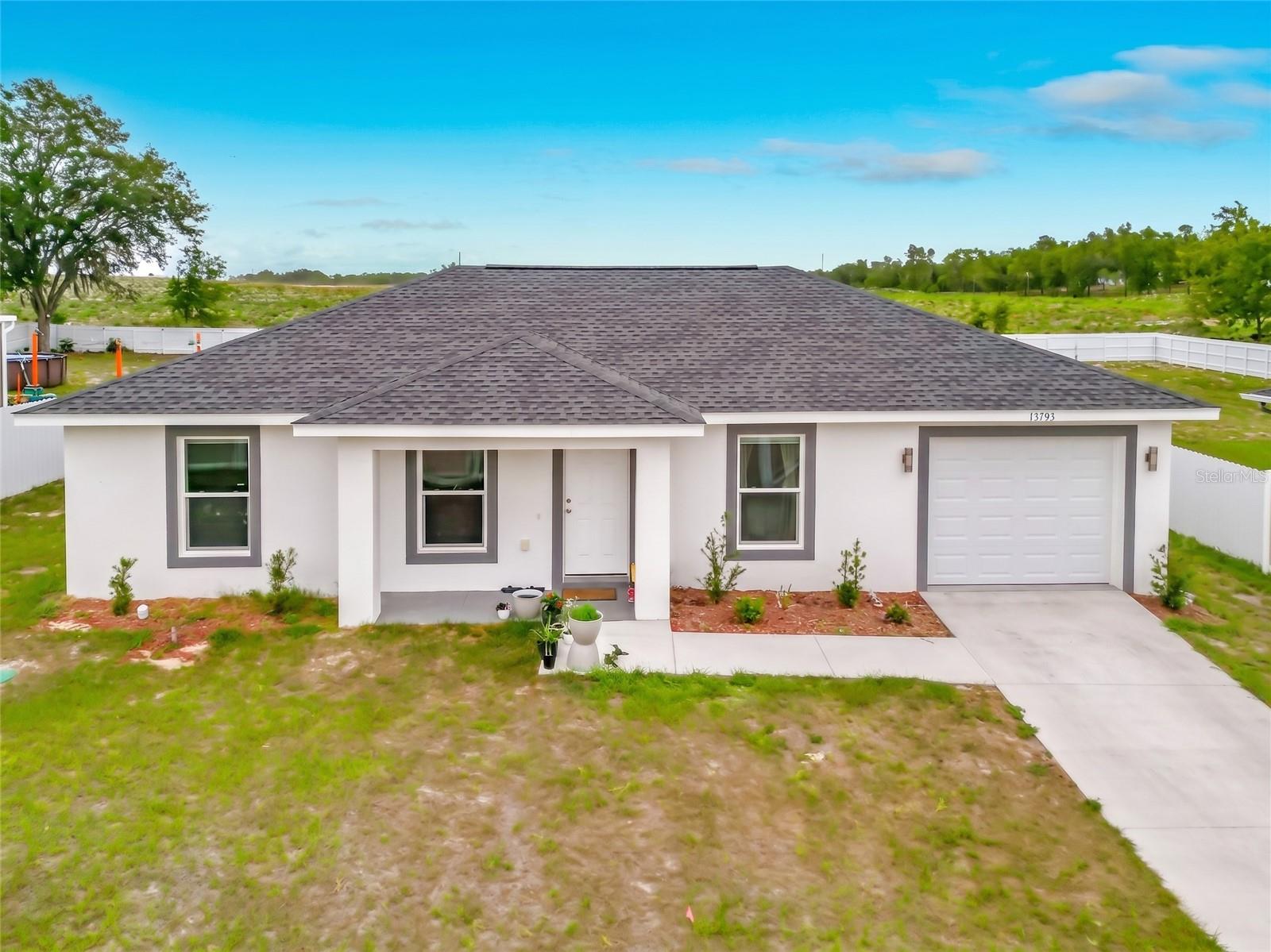 13793 SW 100 LN