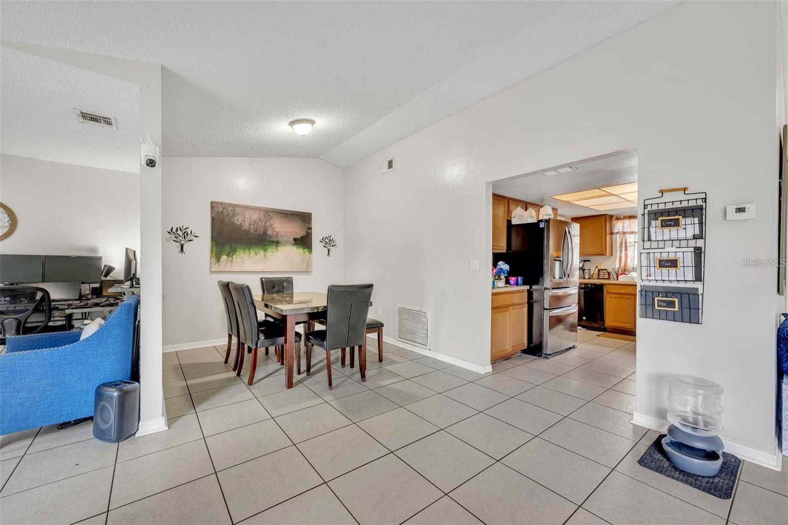 832 VALNERA CT
