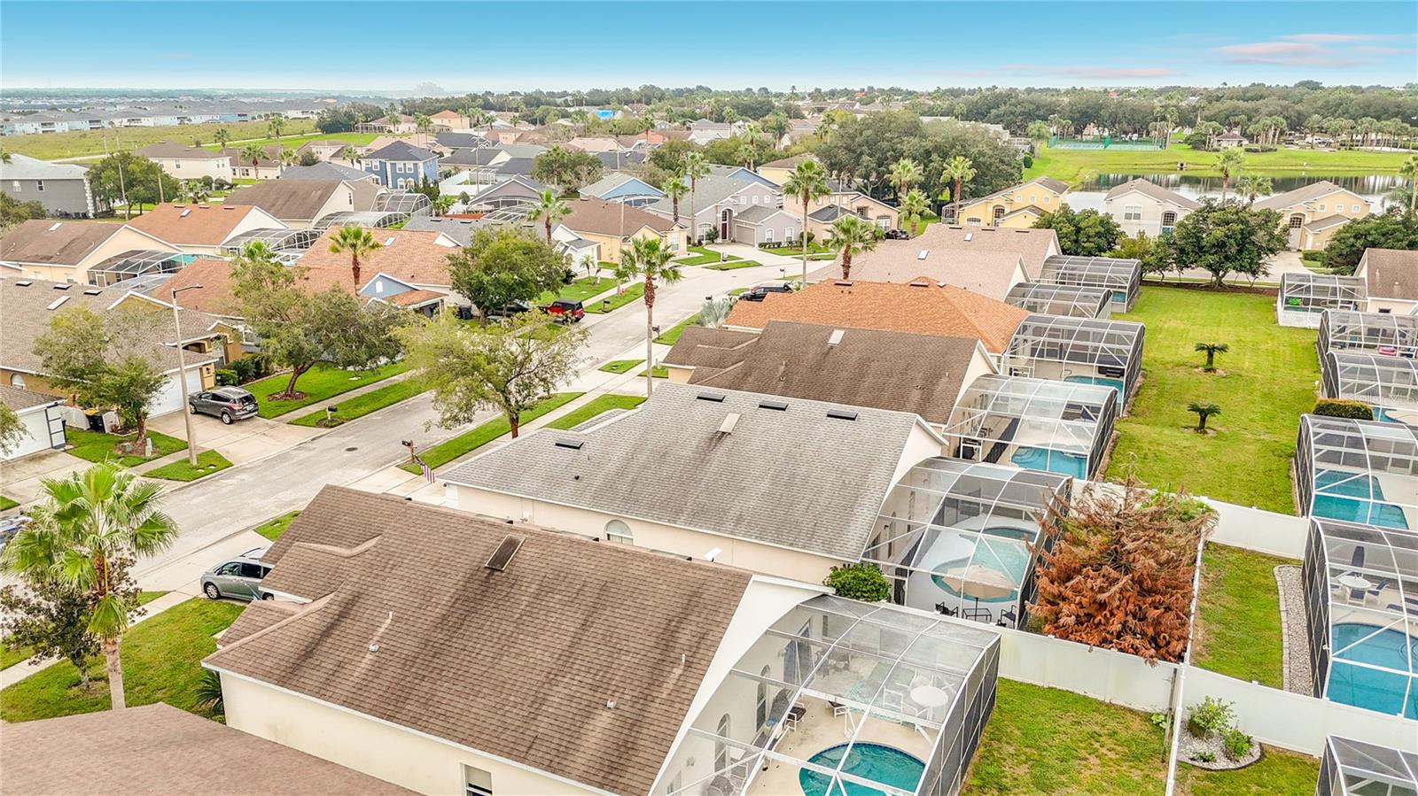 121 BLOOMINGDALE DR