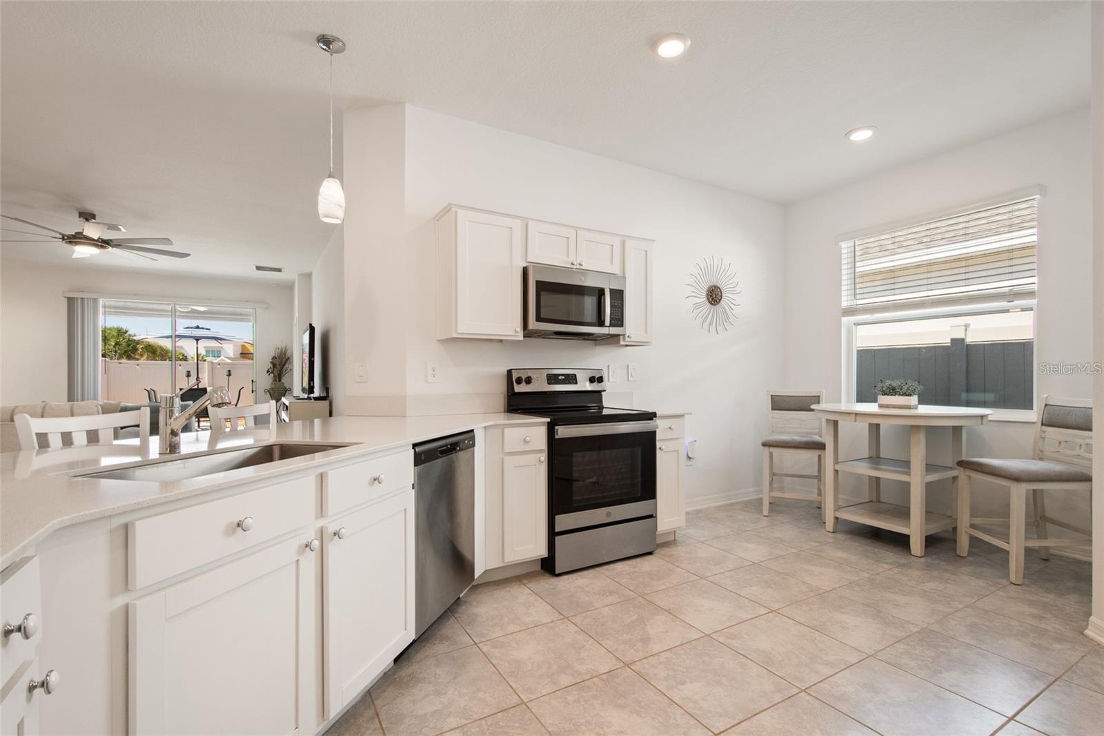 1172 TYLER LOOP