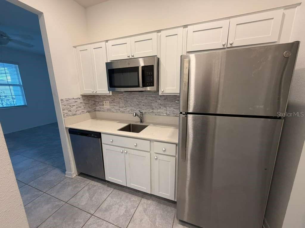 1172 TYLER LOOP