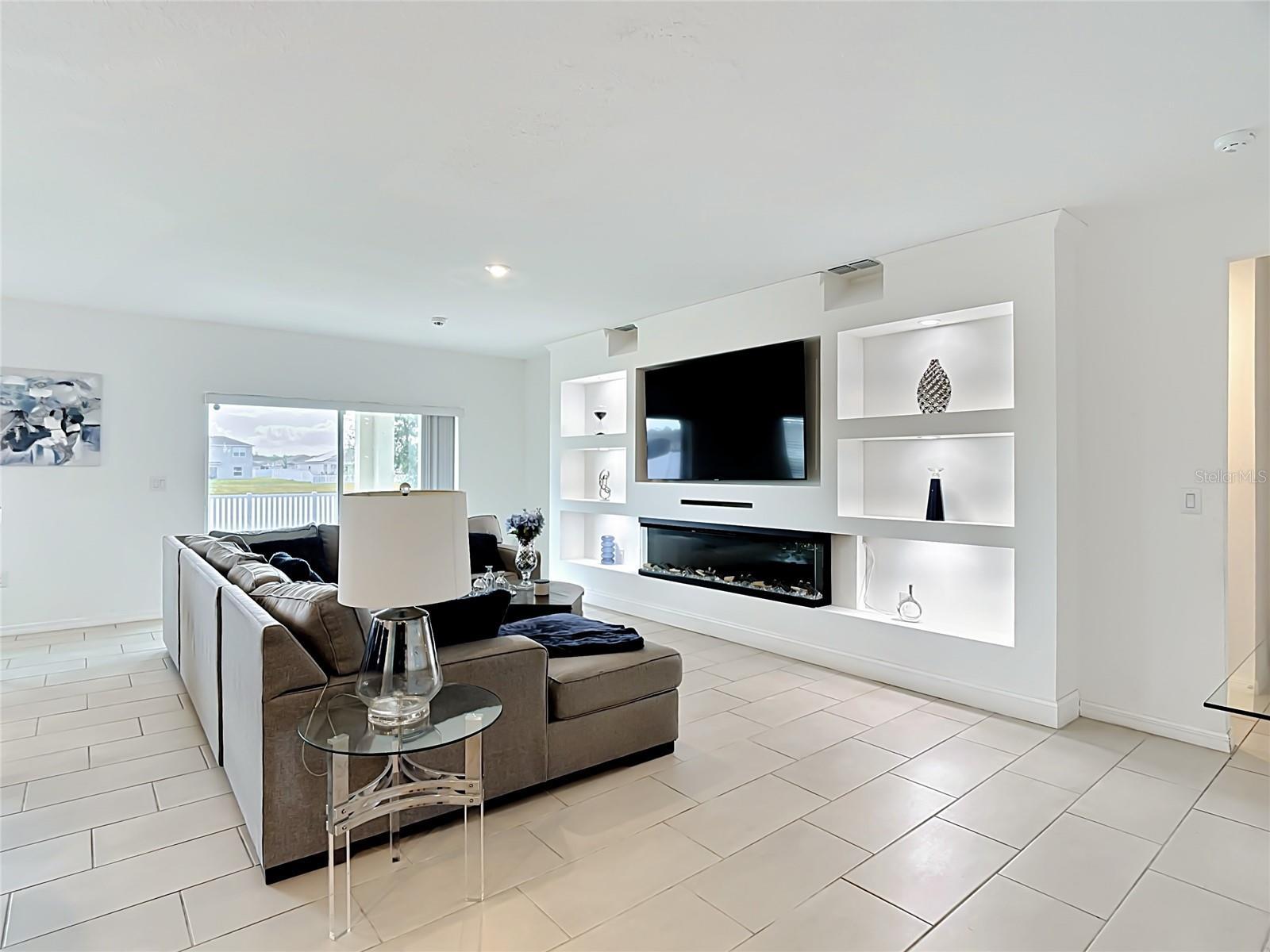 246 ZIRCON RD