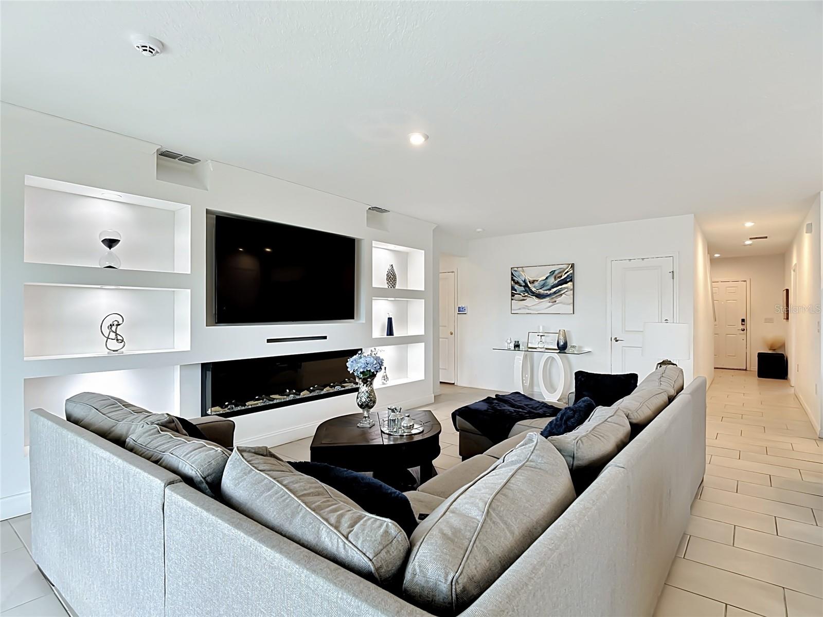 246 ZIRCON RD