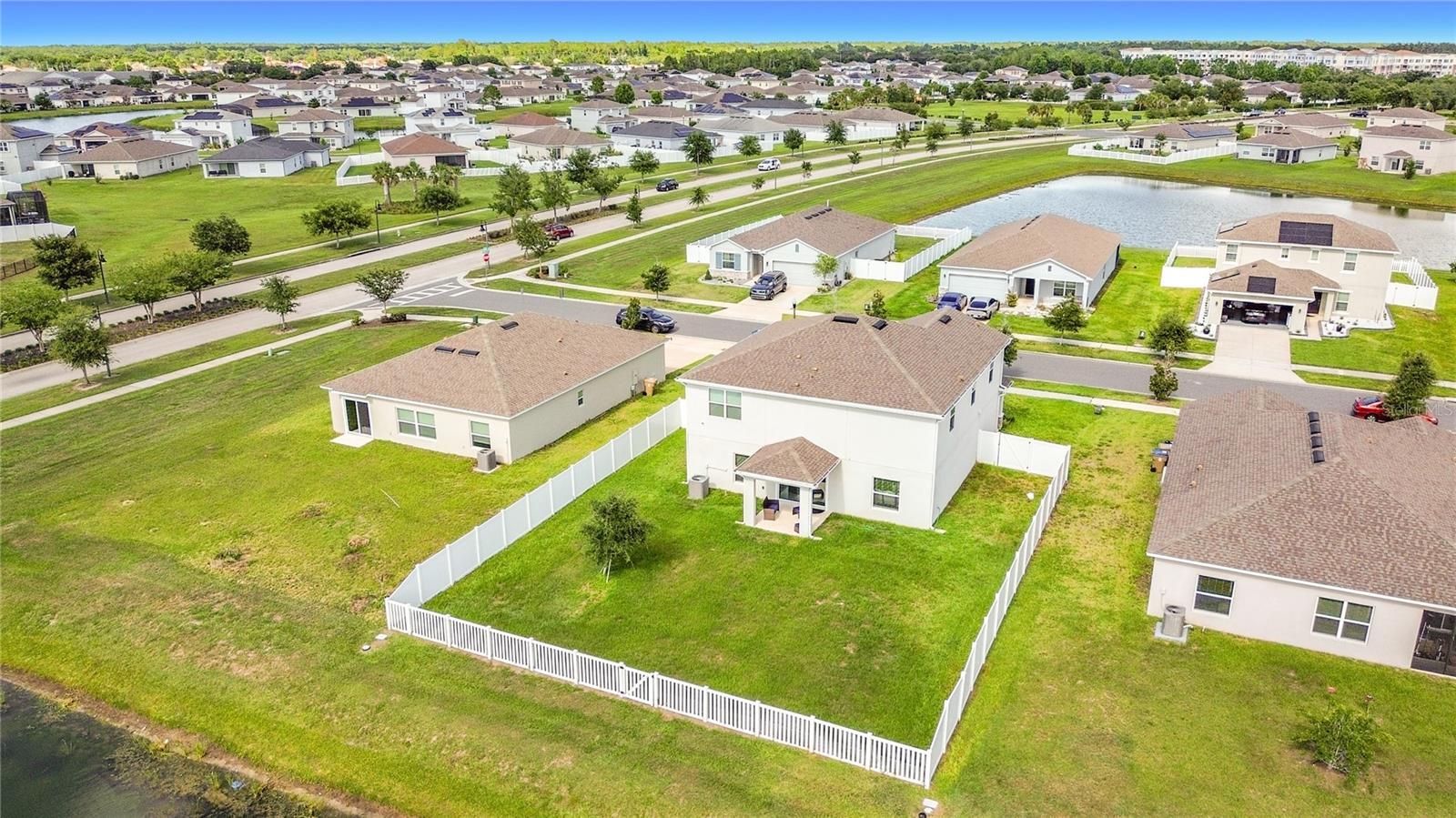 246 ZIRCON RD