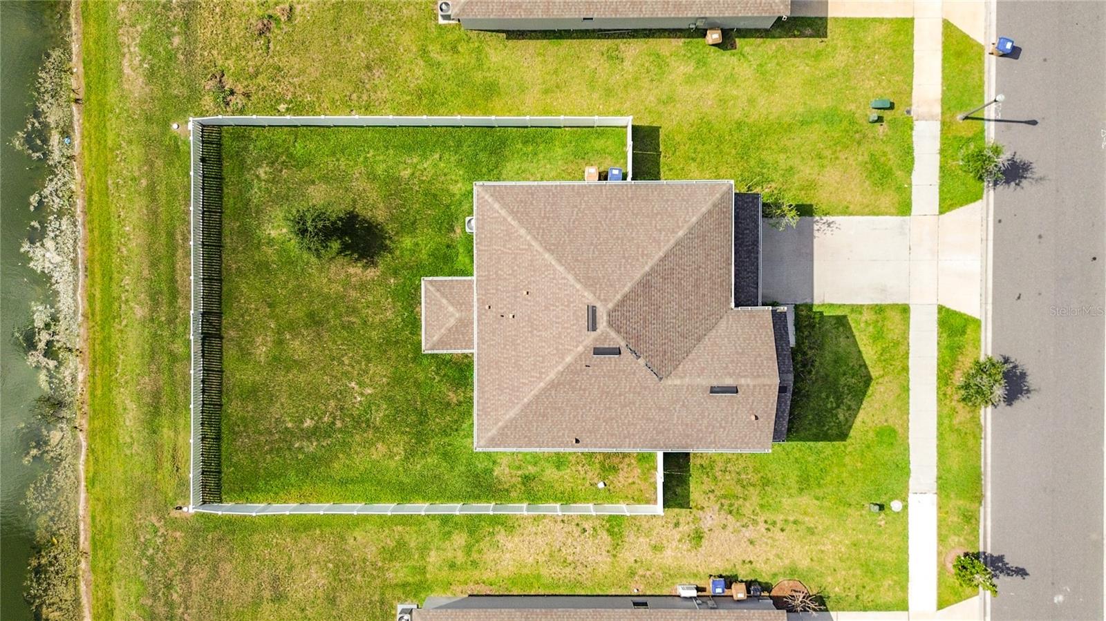 246 ZIRCON RD