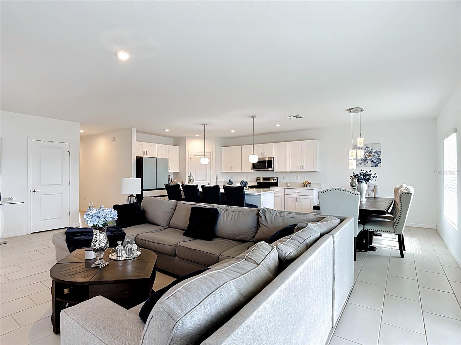 246 ZIRCON RD