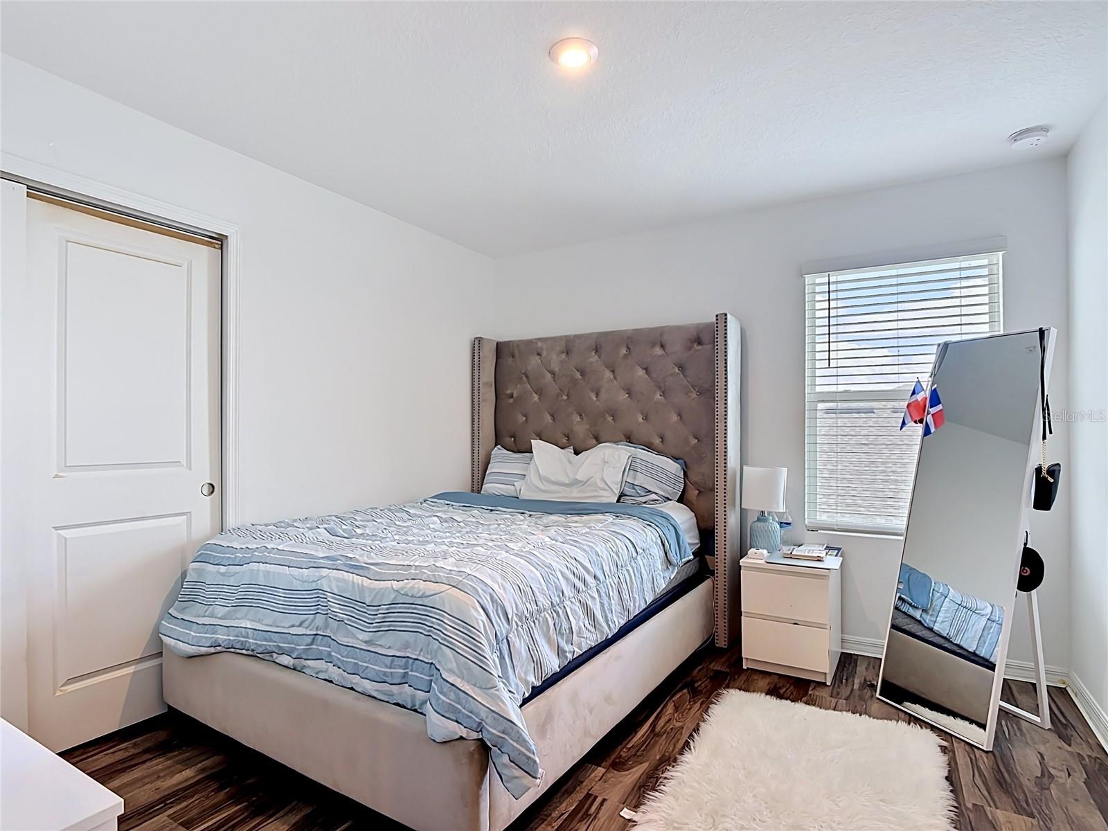 246 ZIRCON RD