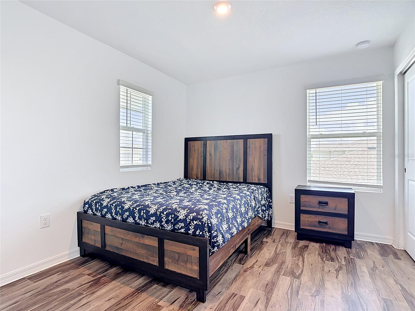 246 ZIRCON RD