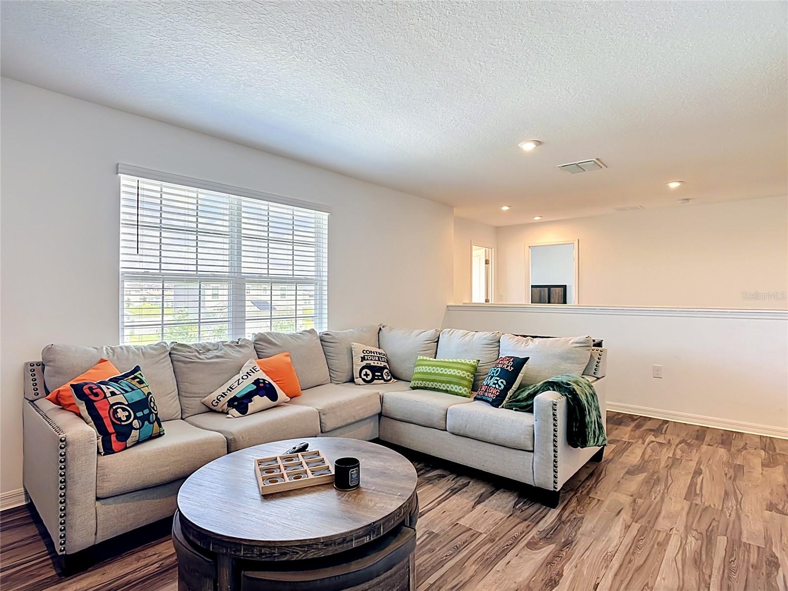 246 ZIRCON RD