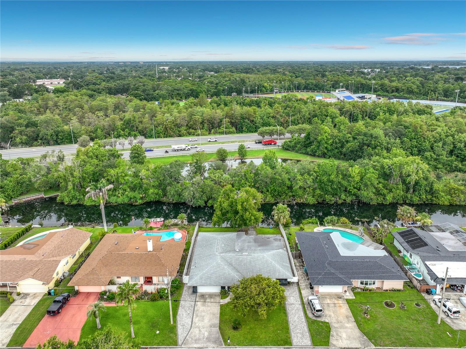 2425 LAUDERDALE CT