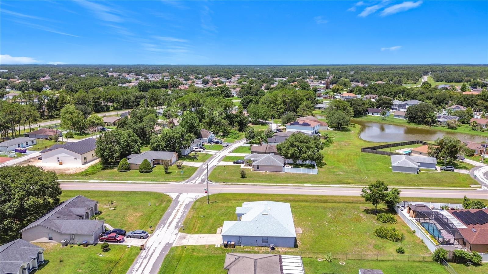 1001 EIFFEL LN