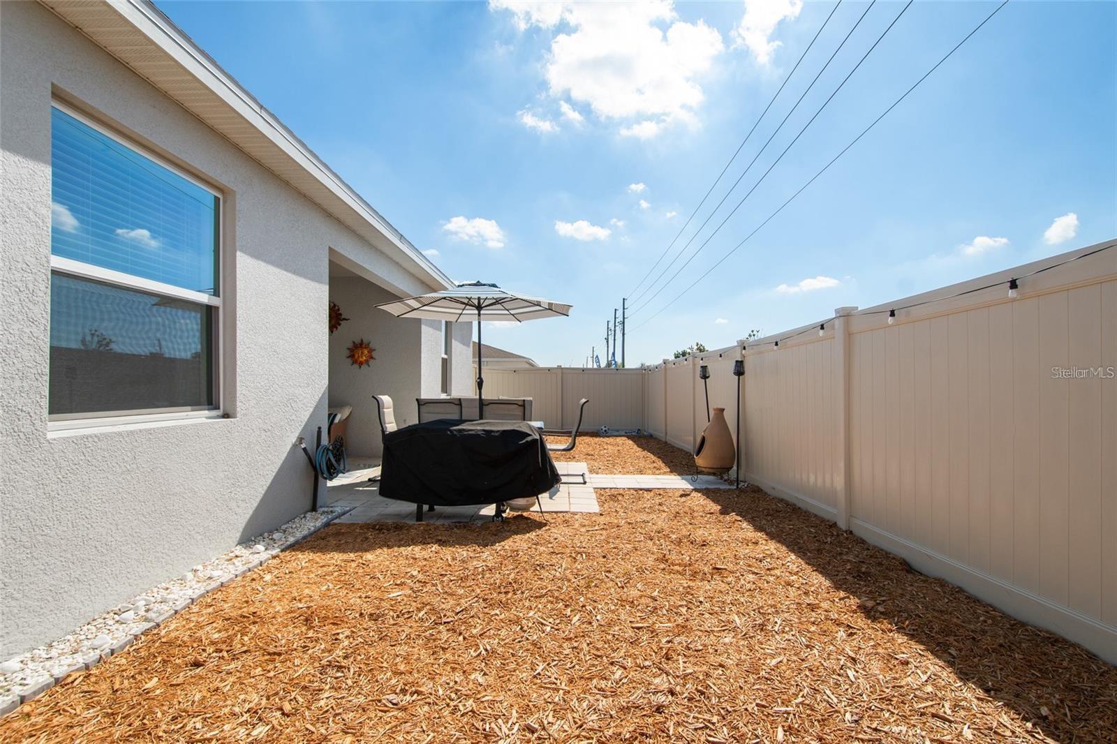 1172 TYLER LOOP