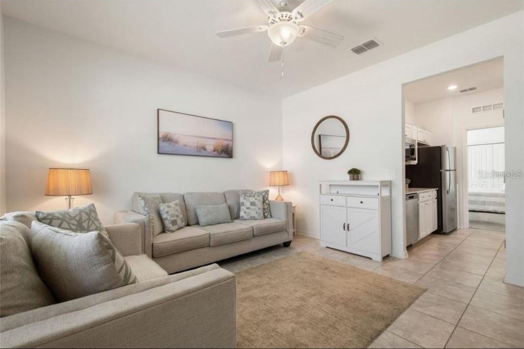 1172 TYLER LOOP