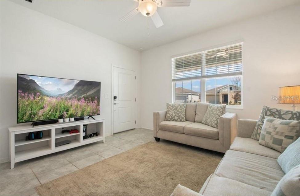 1172 TYLER LOOP