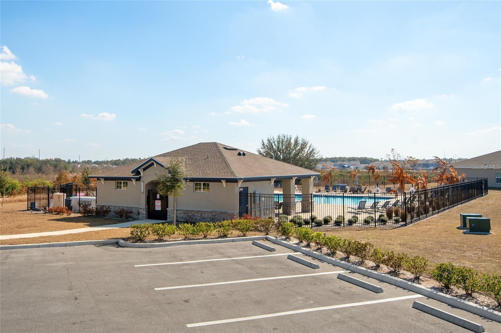 1172 TYLER LOOP