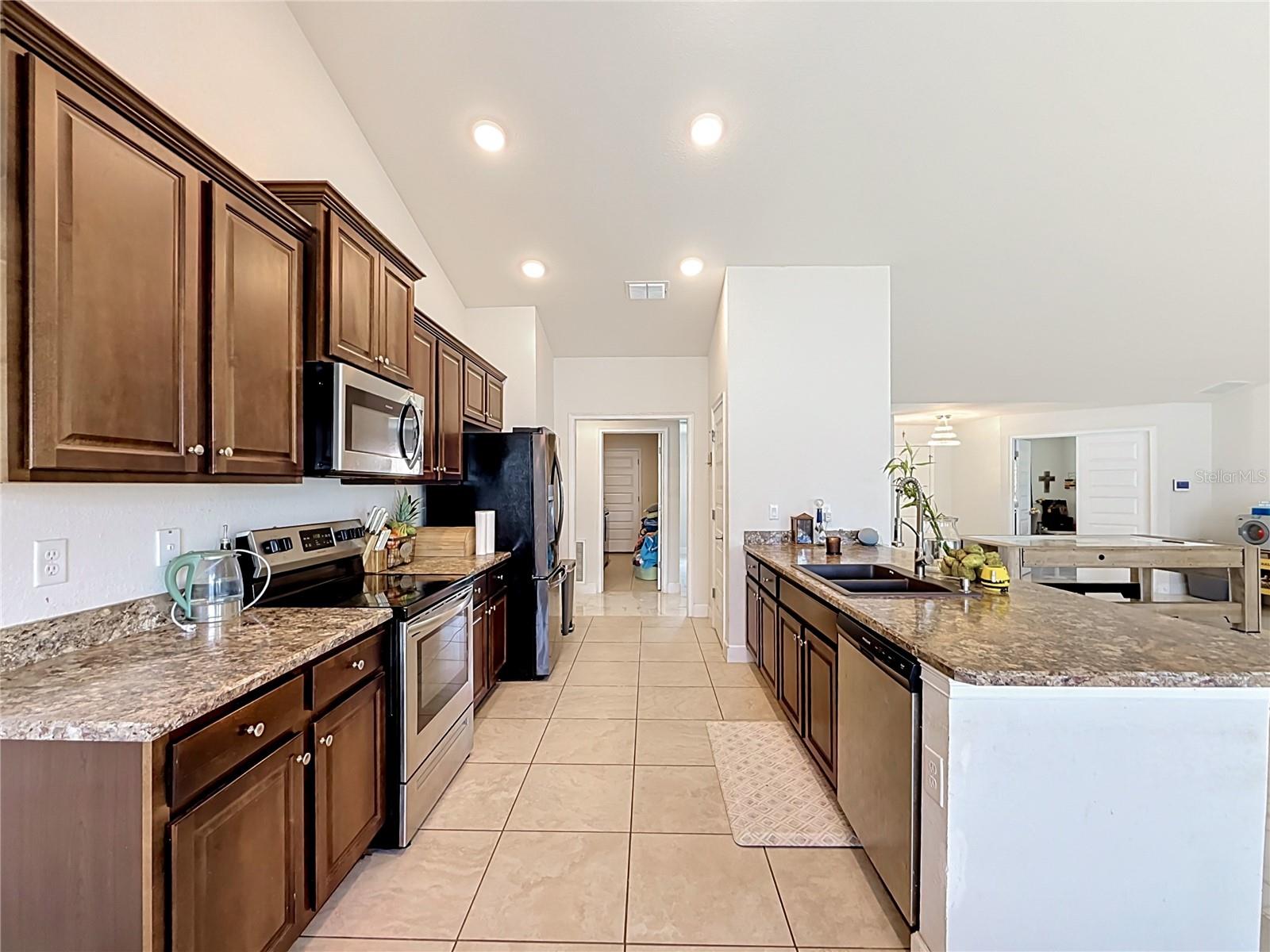 5108 SW 90TH PL