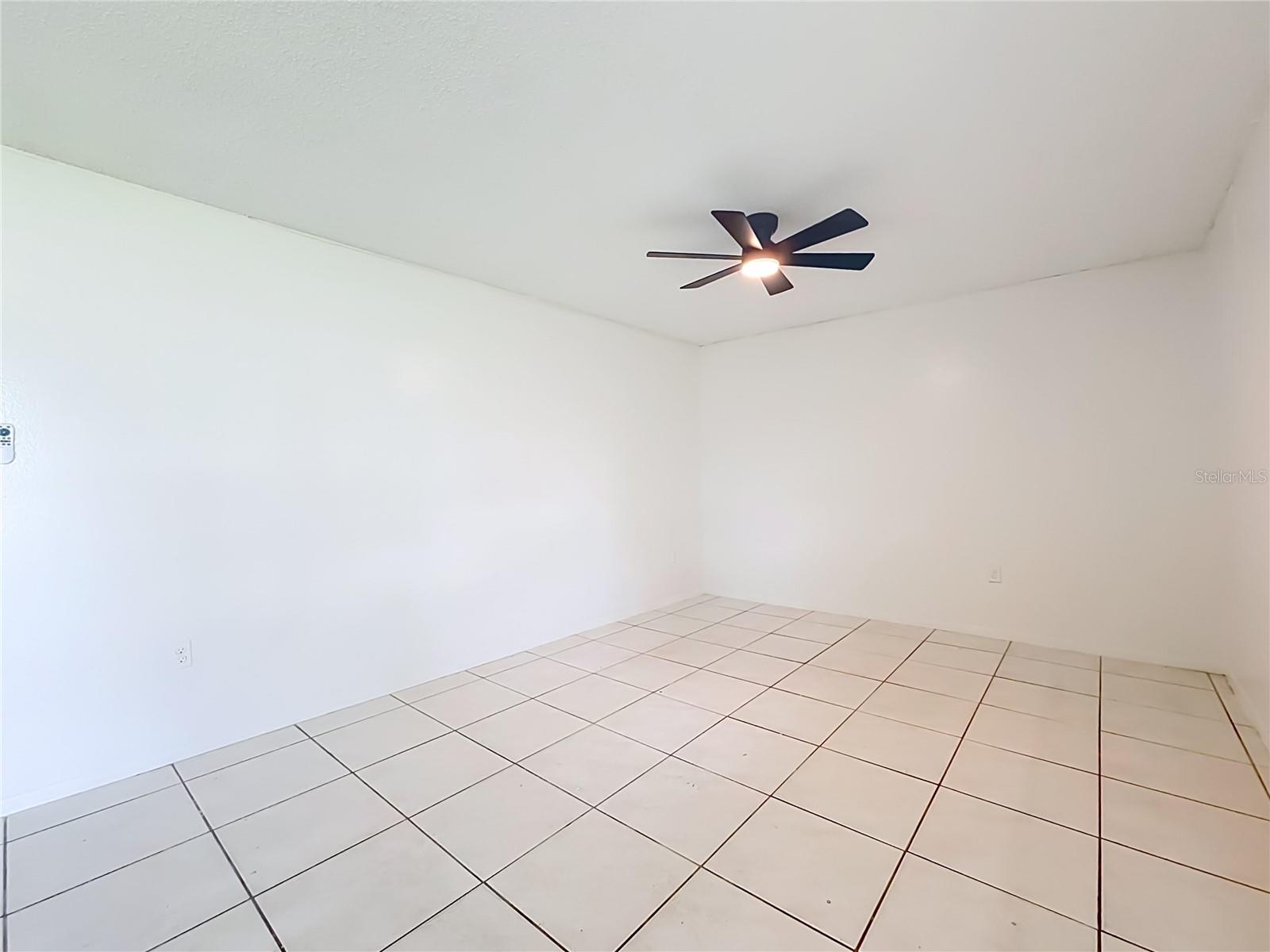 1434 W HOLDEN AVE #C-4