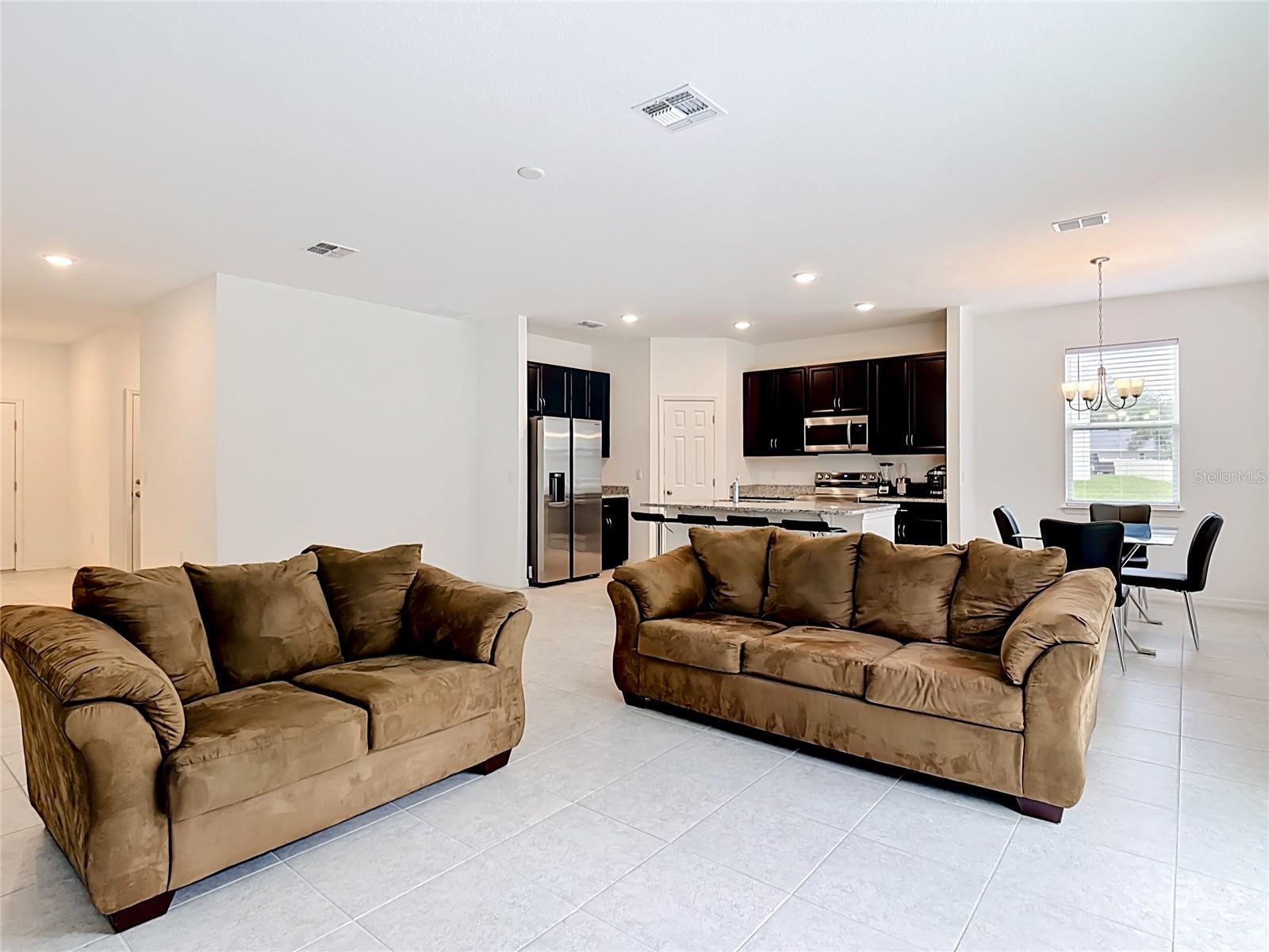 1414 ORLANDO CT