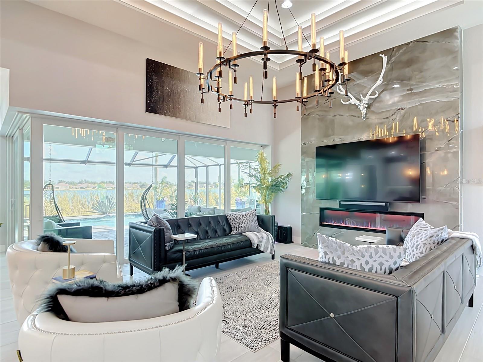 2930 SCENIC VIEW DR