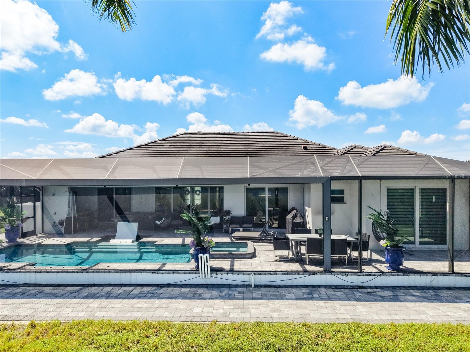 2930 SCENIC VIEW DR