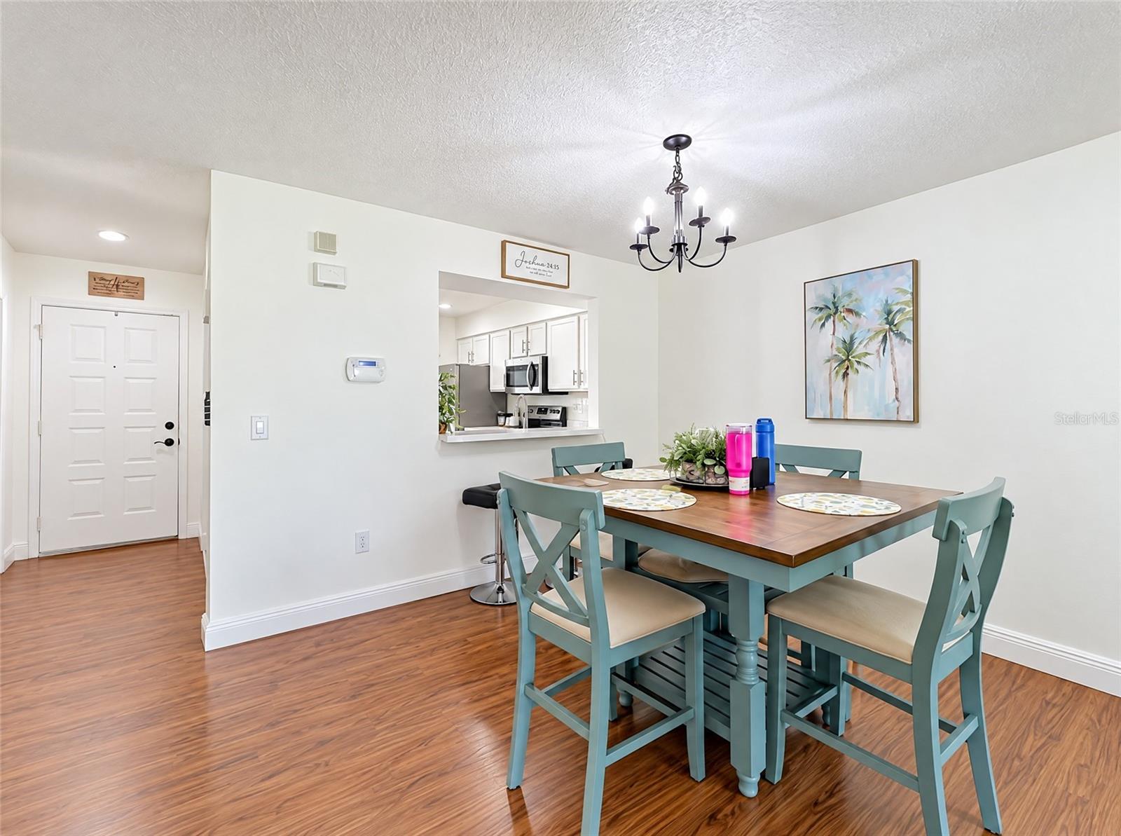 13403 FAIRWAY GLEN DR #104