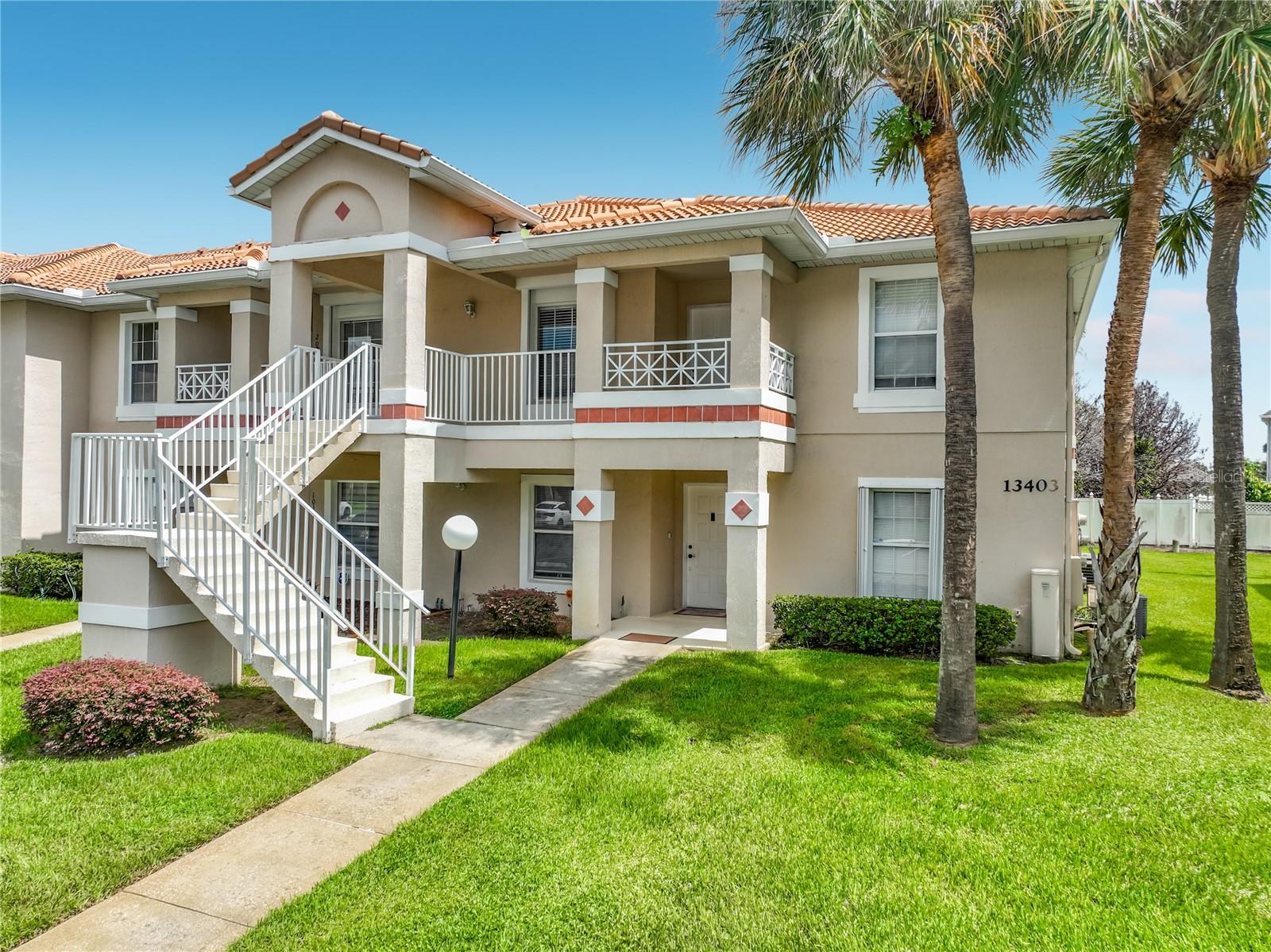 13403 FAIRWAY GLEN DR #104