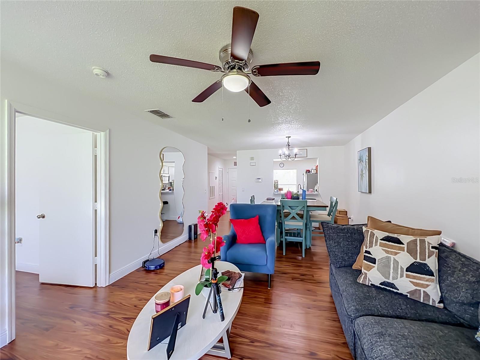 13403 FAIRWAY GLEN DR #104