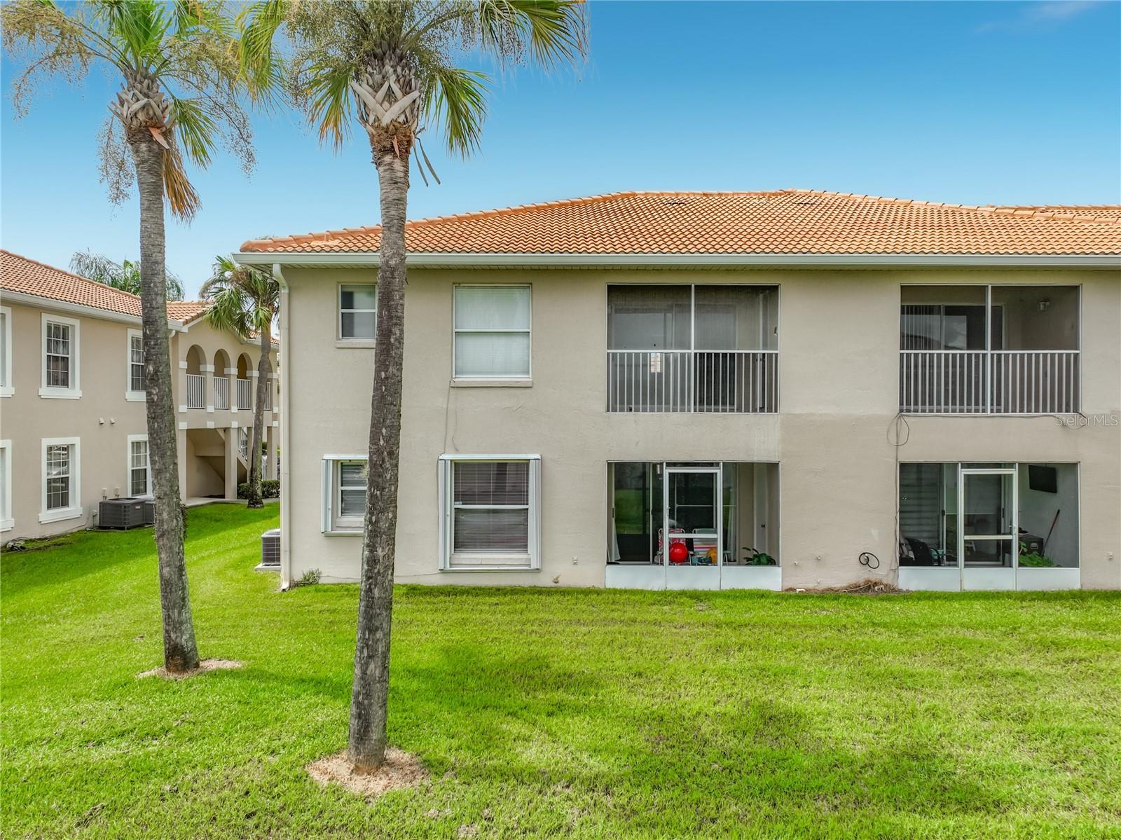 13403 FAIRWAY GLEN DR #104