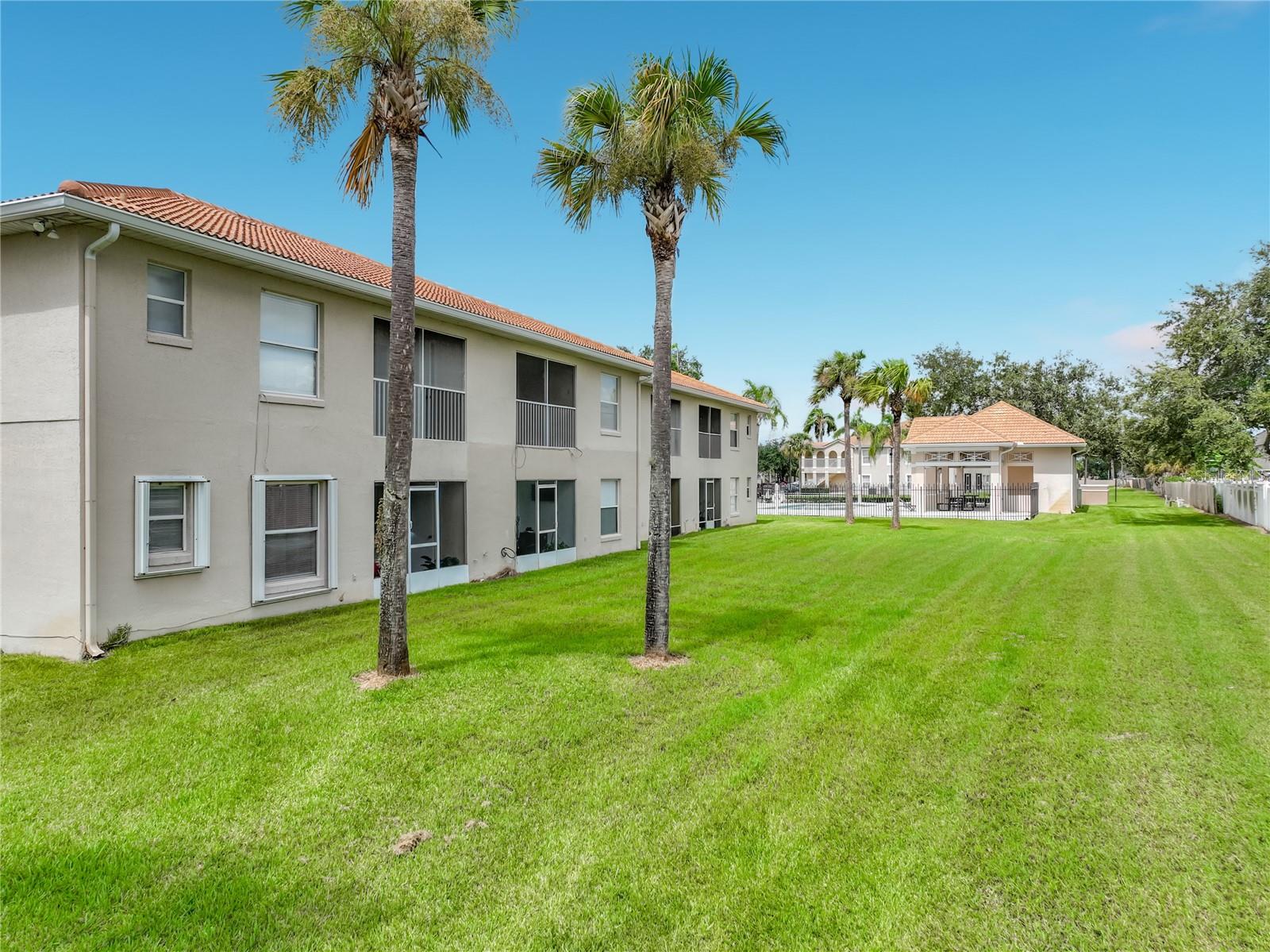 13403 FAIRWAY GLEN DR #104