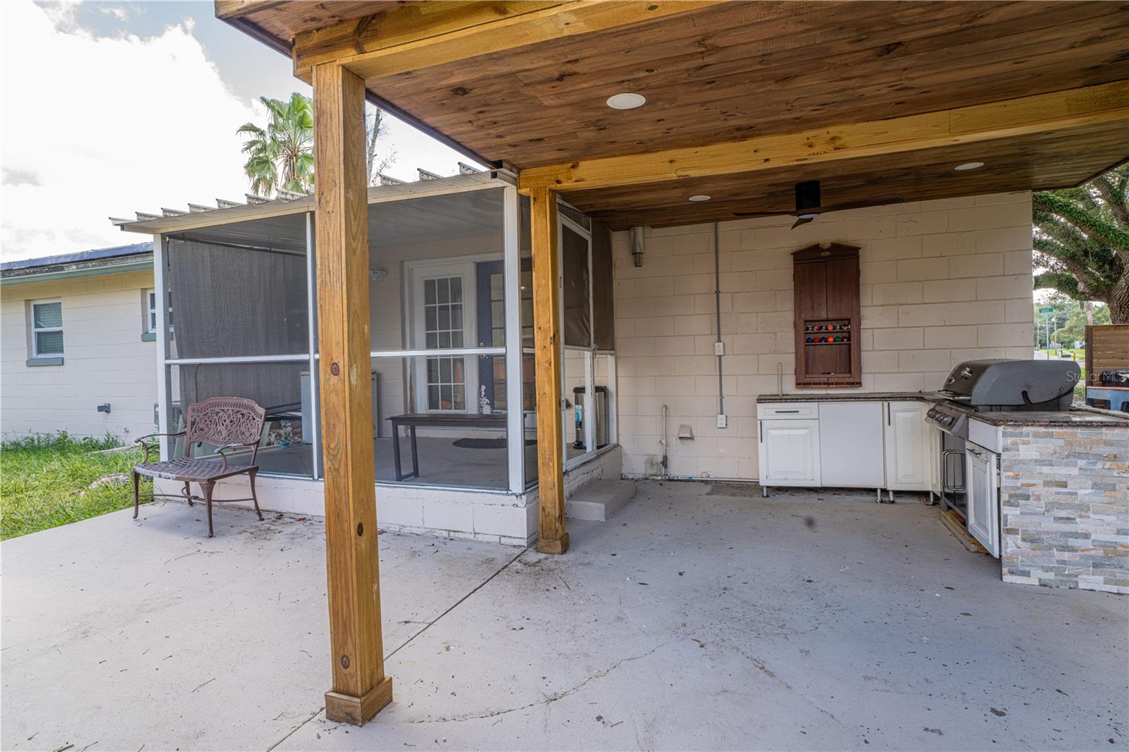 142 SAGE ST