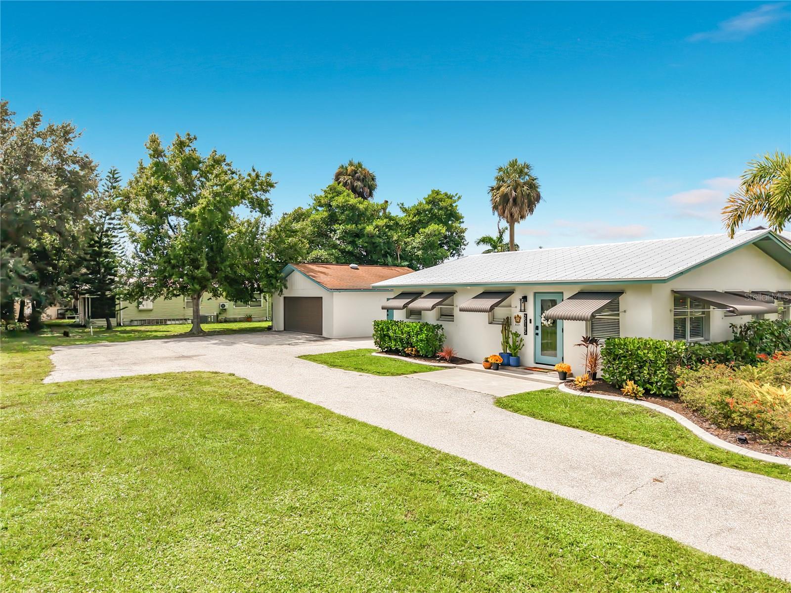 25173 & 25185 MARION AVE