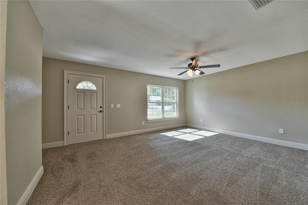 1693 SW 168 LOOP