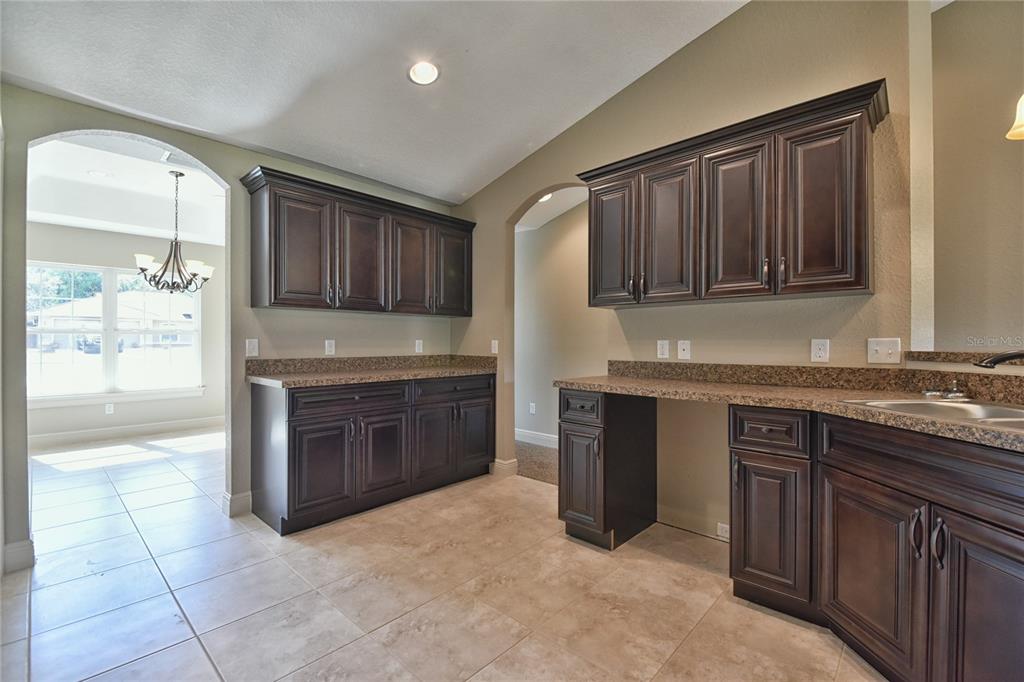 1693 SW 168 LOOP