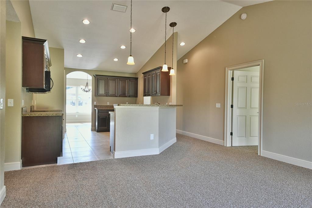 1693 SW 168 LOOP