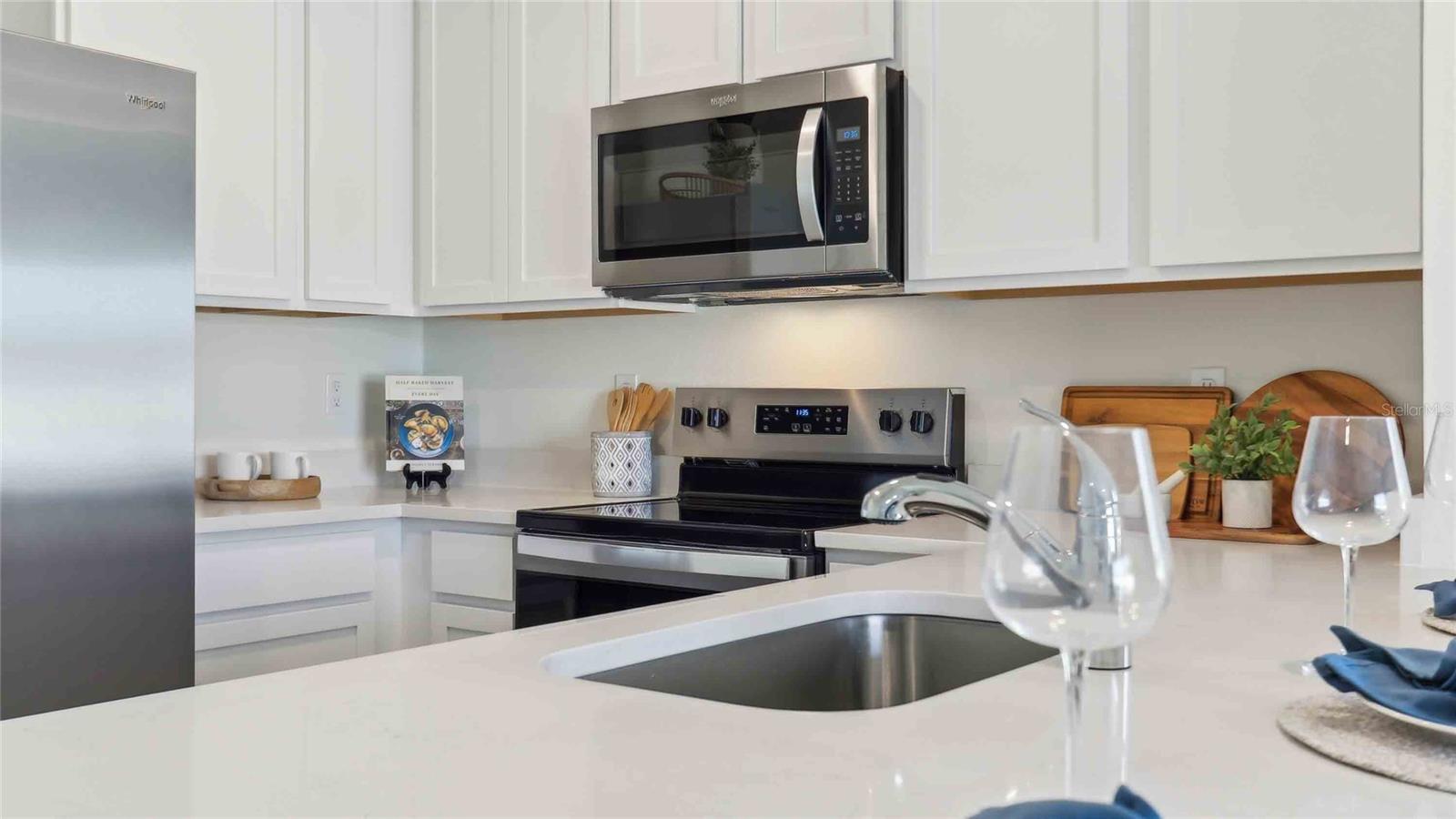 8419 GOWER TRL