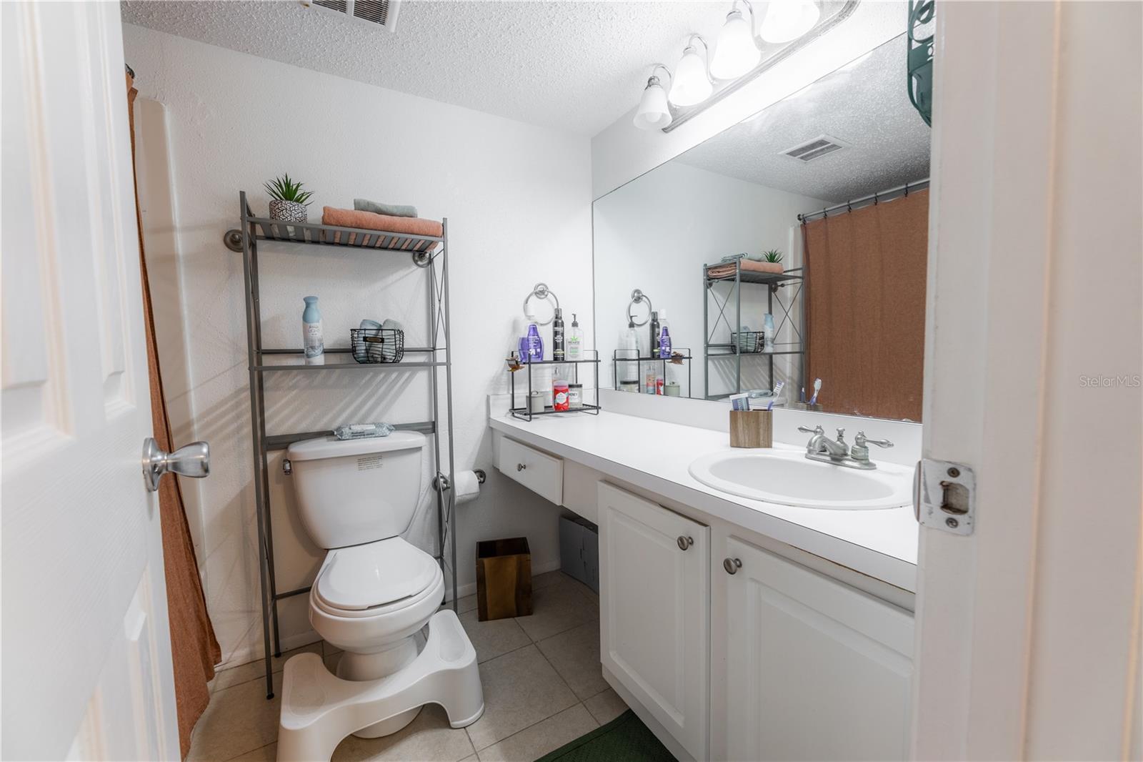 123 BLUE POINT WAY #320